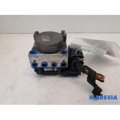 Fiat - 500 - ABS Pumpe