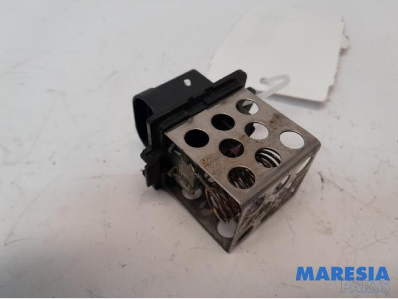 Renault - Scenic - Cooling fan resistor