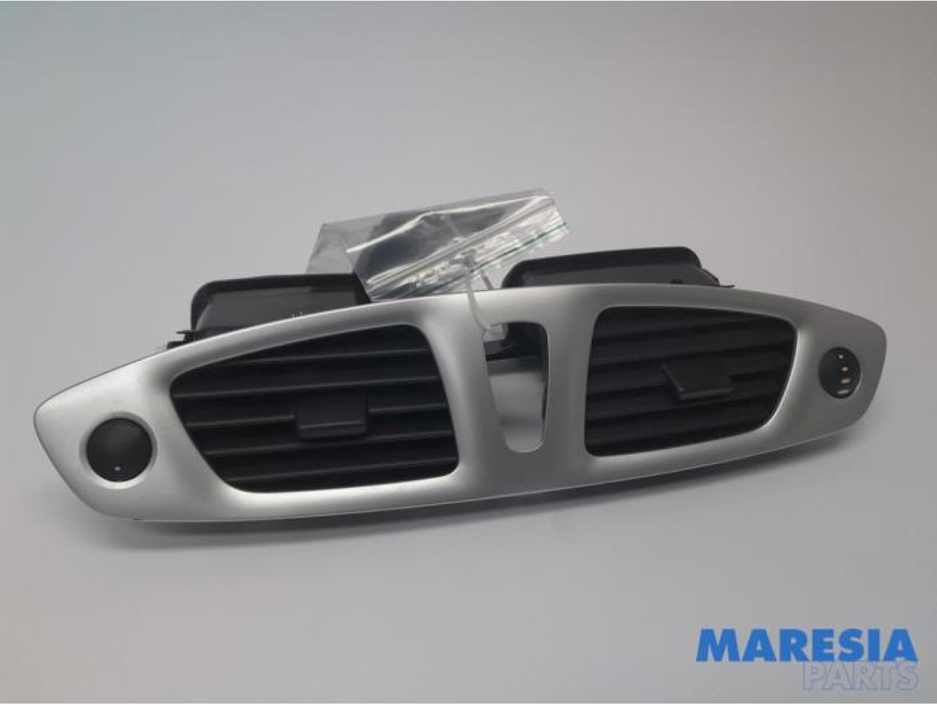 Renault - Scenic - Luchtrooster Dashboard