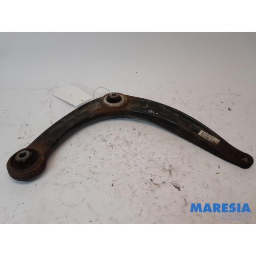Peugeot - 3008 - Front wishbone, right