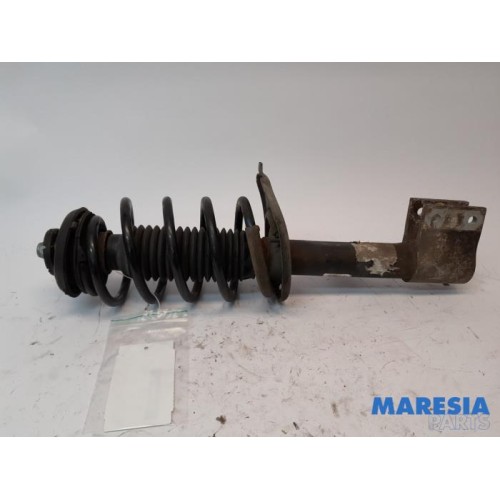 Peugeot - 3008 - Front shock absorber rod, left