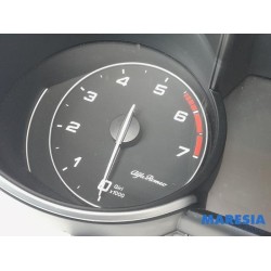 Alfa Romeo - Giulia - Instrumentenbrett