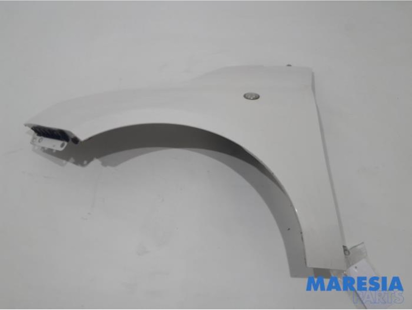 Fiat - 500 - Front wing, left