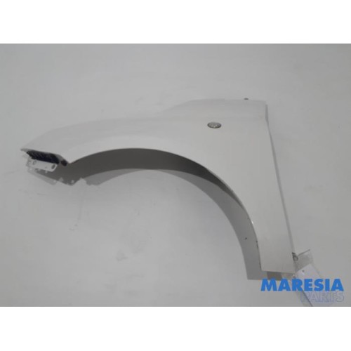 Fiat - 500 - Front wing, left