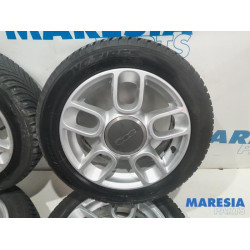 Fiat - 500 - Sportvelgenset + banden