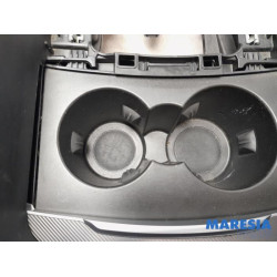 Alfa Romeo - Giulia - Middle console