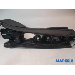 Alfa Romeo - Giulia - Middle console