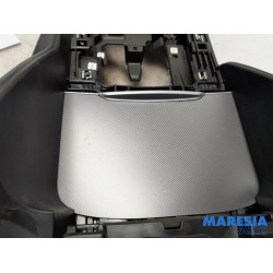 Alfa Romeo - Giulia - Middle console
