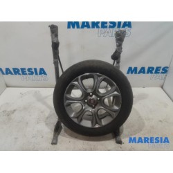 Fiat - Punto - Sportvelgenset + banden