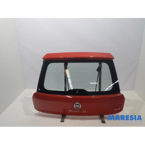 Fiat - Punto - Achterklep