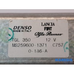 Fiat - 500 - Rear wiper motor