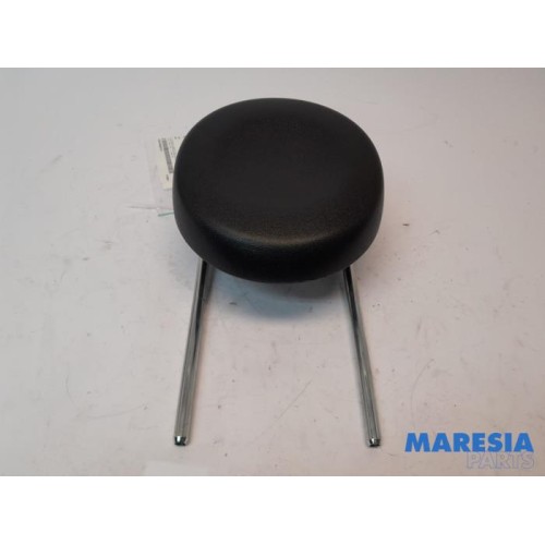 Fiat - 500 - Headrest