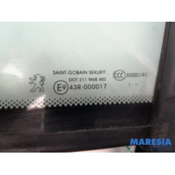Peugeot - 3008 - Dreieckfenster links vorne