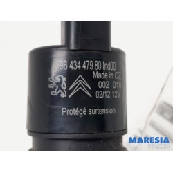 Peugeot - 3008 - Scheibensprüherpumpe vorne