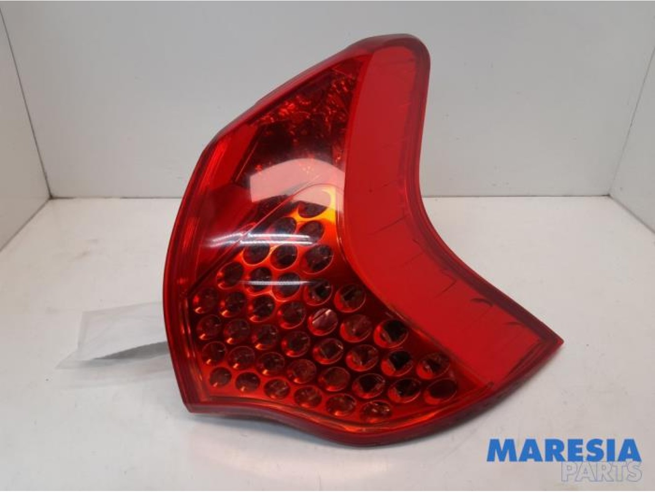 Peugeot - 3008 - Taillight, right