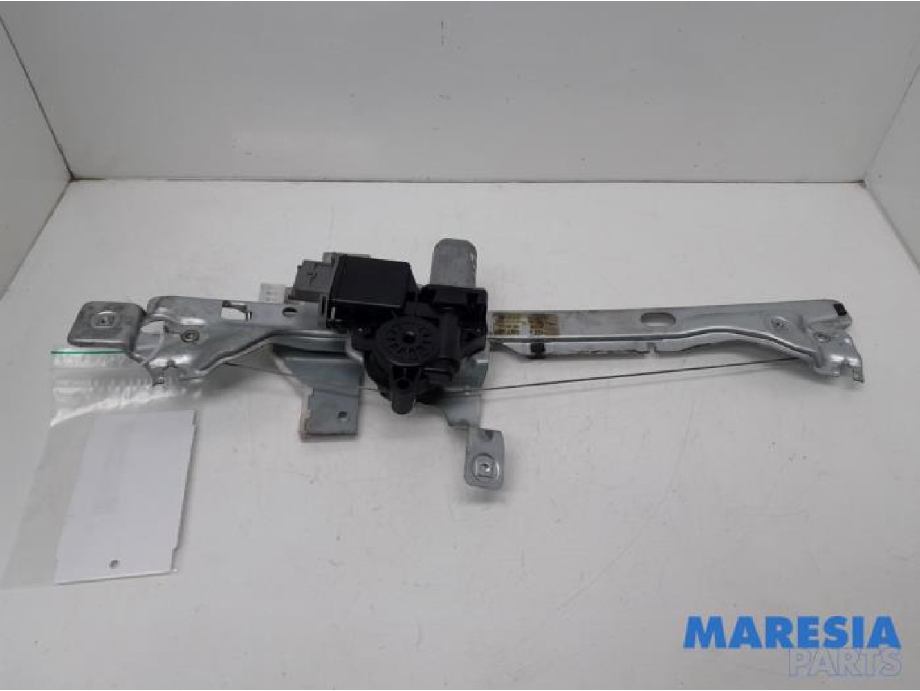 Peugeot - 3008 - Fenstermechanik 4-türig links hinten