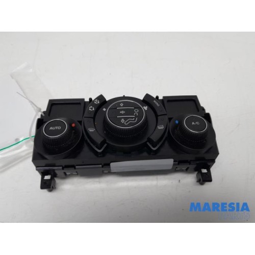 Peugeot - 3008 - Heater control panel