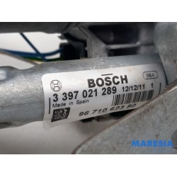 Peugeot - 3008 - Front wiper motor