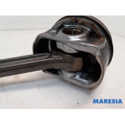 Renault - Megane - Connecting rod