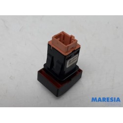 Peugeot - 3008 - Panic lighting switch