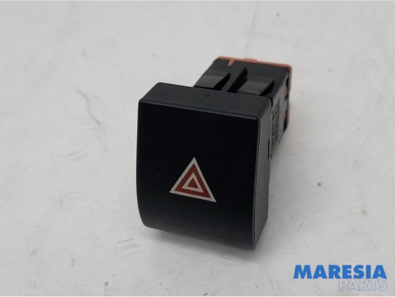 Peugeot - 3008 - Panic lighting switch