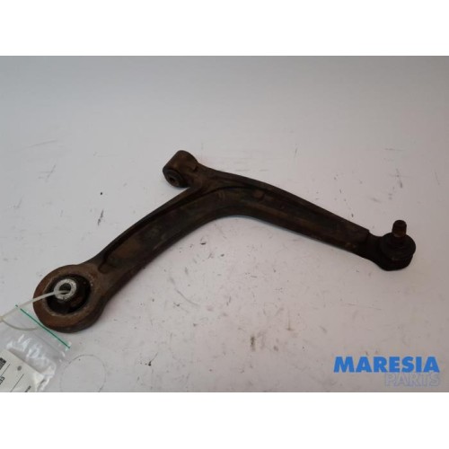 Fiat - 500 - Front lower wishbone, right