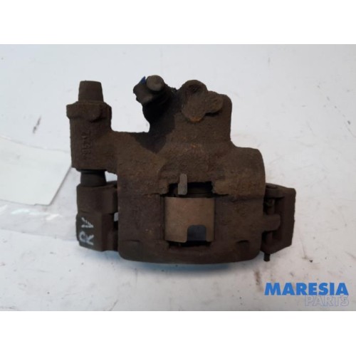 Fiat - 500 - Front brake calliper, right