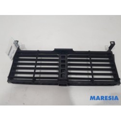 Nissan - NV300 - Air funnel