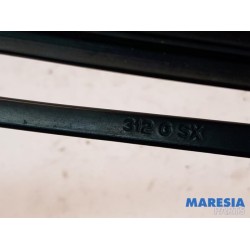 Fiat - 500 - Front wiper arm