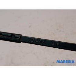 Fiat - 500 - Front wiper arm