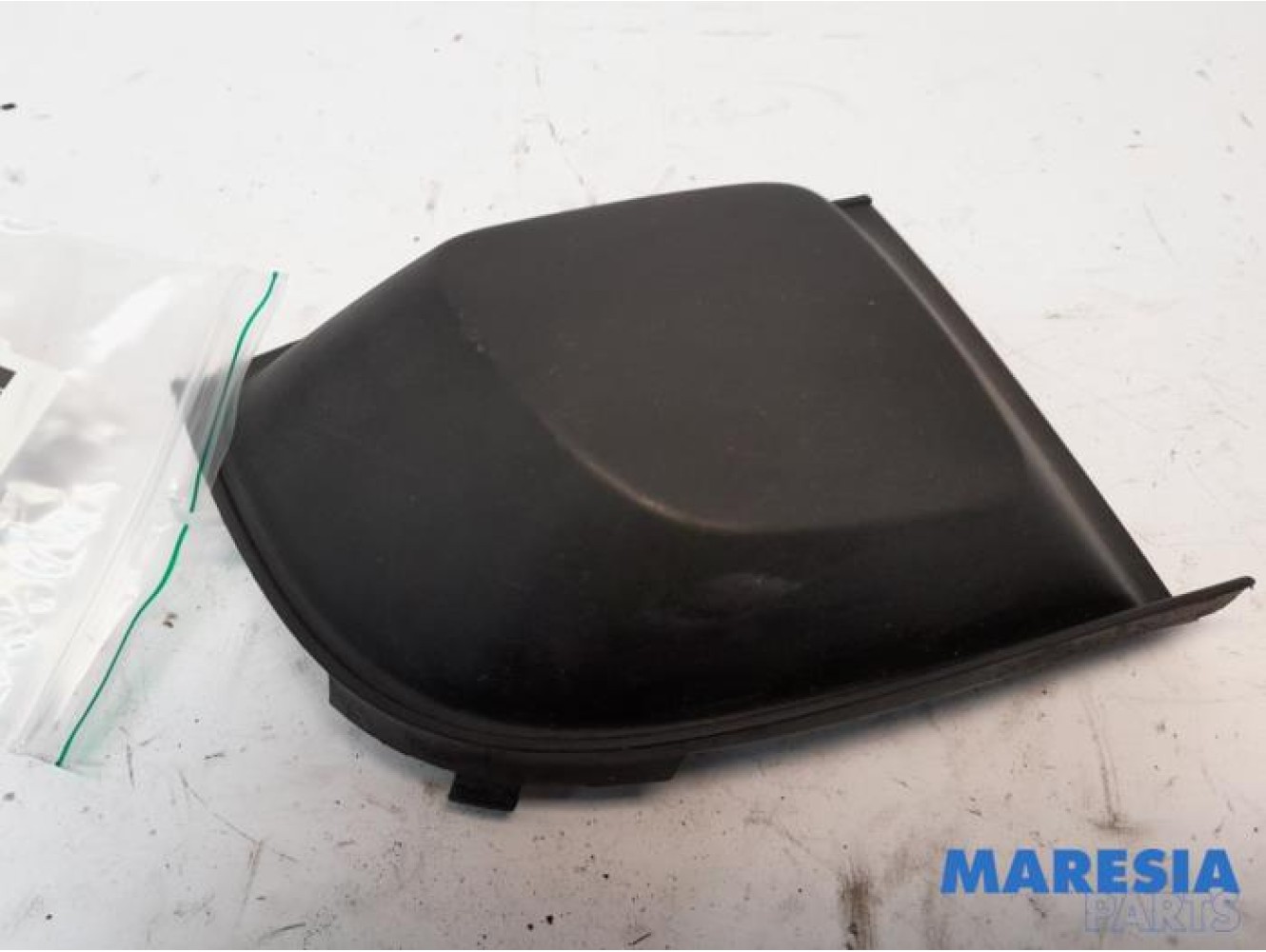 Fiat - 500 - Fog light cover plate, right