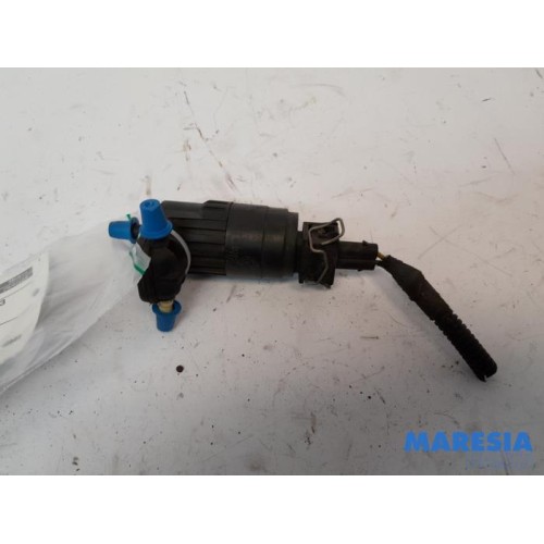 Fiat - 500 - Scheibensprüherpumpe vorne