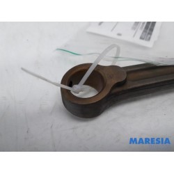 Renault - Megane - Connecting rod