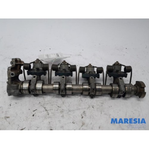 Peugeot - 207 - Camshaft