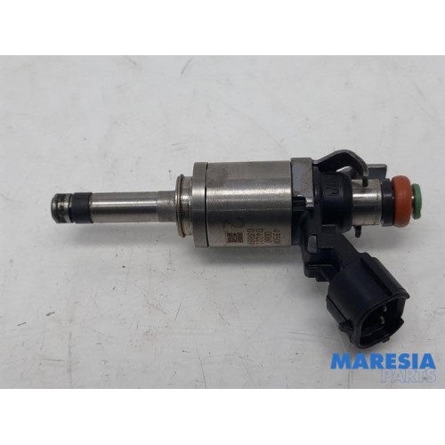 Renault - Megane - Injector (petrol injection)