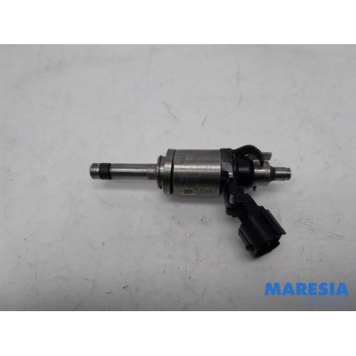 Renault - Megane - Injector (petrol injection)