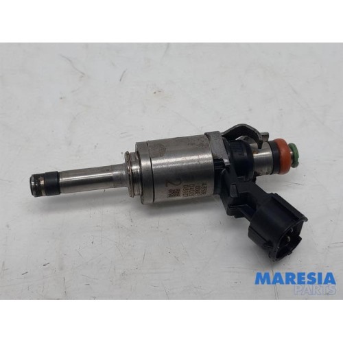 Renault - Megane - Injector (petrol injection)