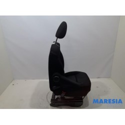 Nissan - NV300 - Sitz links