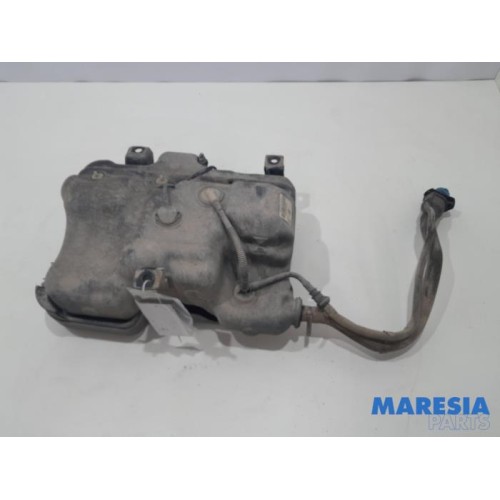 Nissan - NV300 - Adblue tank