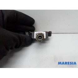 Alfa Romeo - Giulia - Tyre pressure sensor