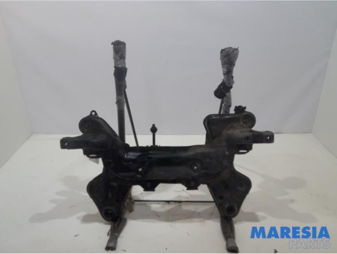 Peugeot - 208 - Subframe