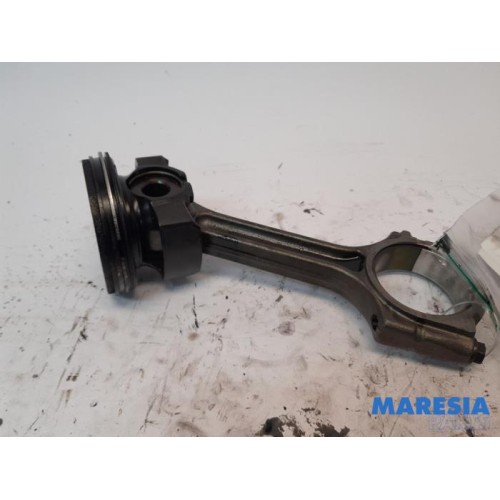 Renault - Master - Piston