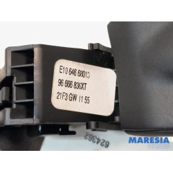 Citroen - C3 - Commande radio volant