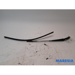 Alfa Romeo - Giulia - Front wiper arm