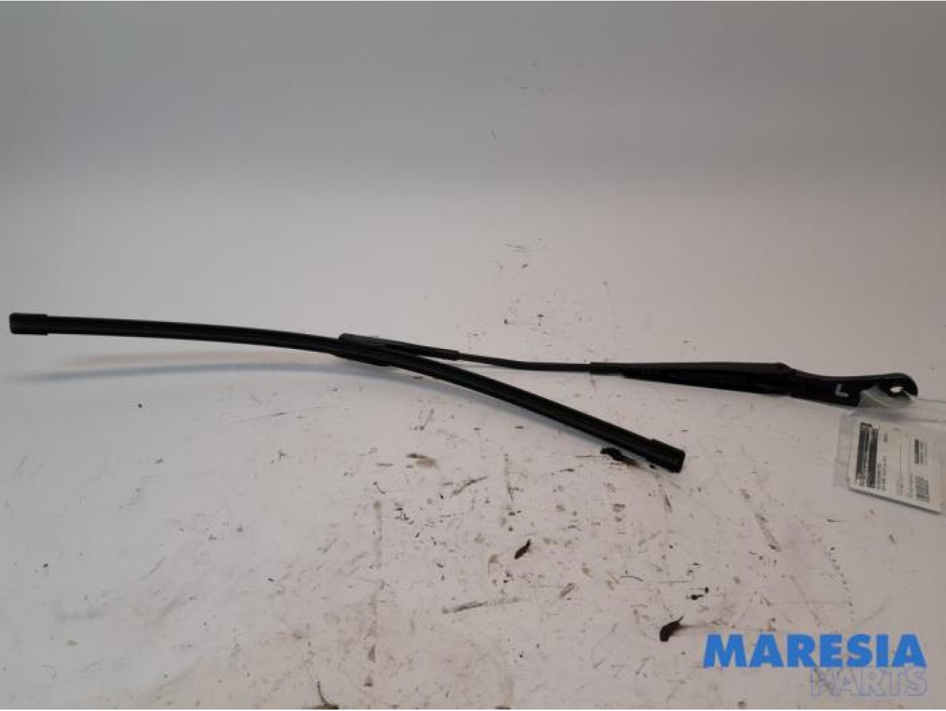 Alfa Romeo - Giulia - Front wiper arm