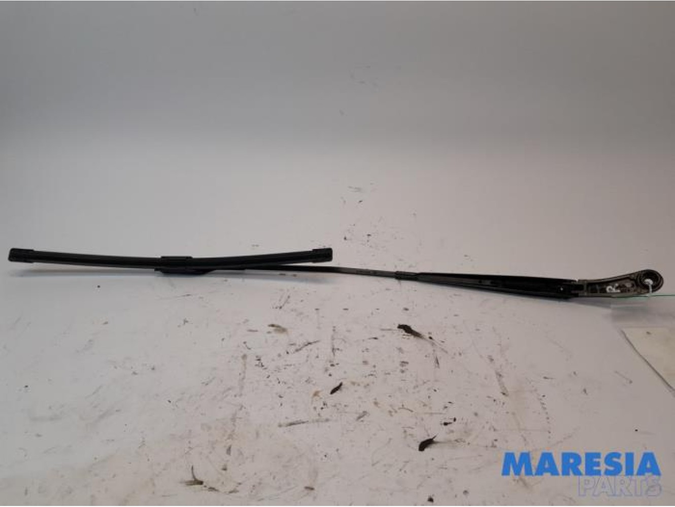 Alfa Romeo - Giulia - Front wiper arm