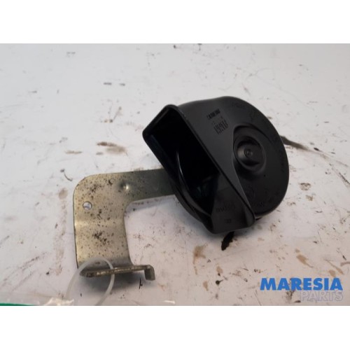 Alfa Romeo - Giulia - Horn