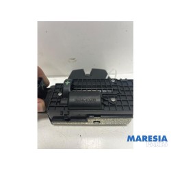Citroen - C3 - Tailgate lock mechanism