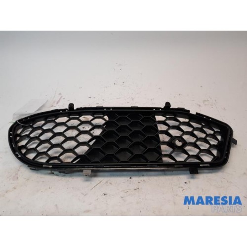 Alfa Romeo - Giulia - Calandre