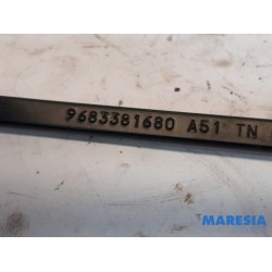 Citroen - C3 - Front wiper arm
